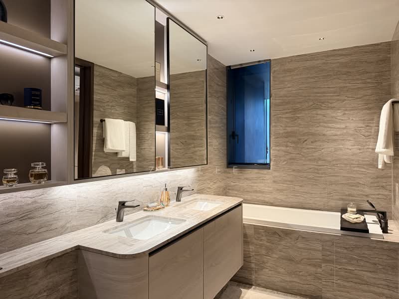 The Continuum, 1-8 Thiam Siew Avenue, 5 Bedrooms, 1,905 sqft, Condominium For Sale, by ZT Lee, 500156528 - Bathroom - PropertyGuru.com.sg