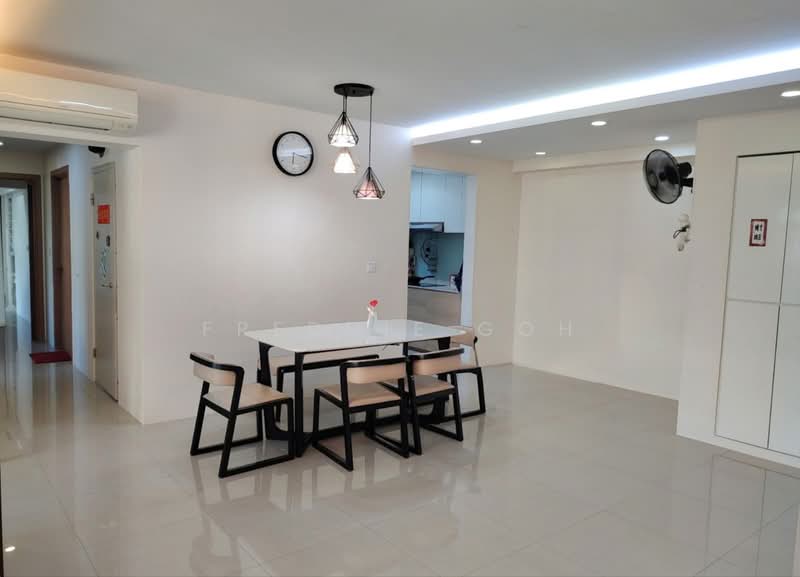 451B Bukit Batok West Avenue 6, 451B Bukit Batok West Avenue 6, 3 Bedrooms, 1,238 sqft, HDB Flat For Sale, by Freddie Goh, 500156530 - Dining Room - PropertyGuru.com.sg