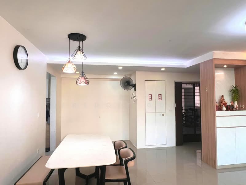 451B Bukit Batok West Avenue 6, 451B Bukit Batok West Avenue 6, 3 Bedrooms, 1,238 sqft, HDB Flat For Sale, by Freddie Goh, 500156530 - Dining Room - PropertyGuru.com.sg