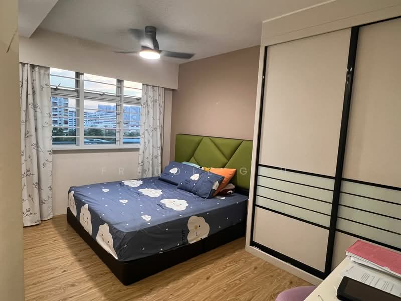 451B Bukit Batok West Avenue 6, 451B Bukit Batok West Avenue 6, 3 Bedrooms, 1,238 sqft, HDB Flat For Sale, by Freddie Goh, 500156530 - Bedroom - PropertyGuru.com.sg