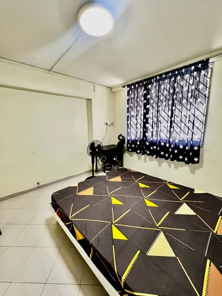 805 Yishun Ring Road, 805 Yishun Ring Road, Room Rental, 100 sqft, HDB Flat For Rent, by Caroline Yang, 500156535 - Bedroom - PropertyGuru.com.sg