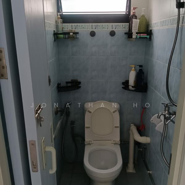 194 kim keat ave, Kim keat ave, Room Rental, 80 sqft, HDB Flat For Rent, by Jonathan Ho, 500156536 - Bathroom - PropertyGuru.com.sg