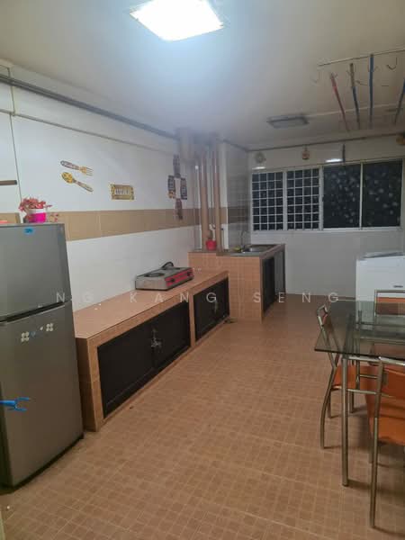 534 Ang Mo Kio Avenue 10, 534 Ang Mo Kio Avenue 10, 2 Bedrooms, 732 sqft, HDB Flat For Rent, by Ng Kang Seng, 500156539 - Kitchen - PropertyGuru.com.sg