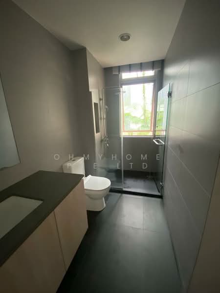 NassimVille, 11 Nassim Road, 2 Bedrooms, 1,200 sqft, Apartment For Rent, by JIMMY GIAM, 500156546 - Bathroom - PropertyGuru.com.sg