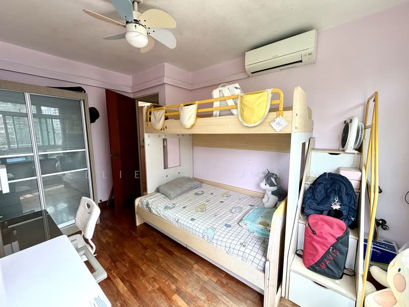 272D Sengkang Central, 272D Sengkang Central, 3 Bedrooms, 990 sqft, HDB Flat For Sale, by Ellie Zhu Jia Yi, 500156547 - Bedroom - PropertyGuru.com.sg