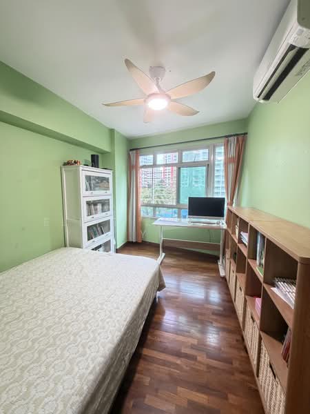 272D Sengkang Central, 272D Sengkang Central, 3 Bedrooms, 969 sqft, HDB Flat For Sale, by Ellie Zhu Jia Yi, 500156547 - Bedroom - PropertyGuru.com.sg