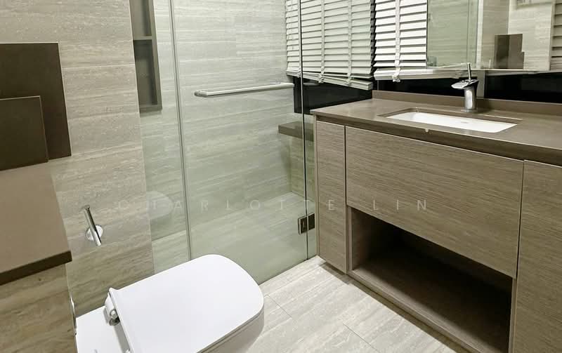 The Crest, 105 Prince Charles Crescent, Room Rental, 150 sqft, Condominium For Rent, by Charlotte Lin, 500156553 - Bathroom - PropertyGuru.com.sg