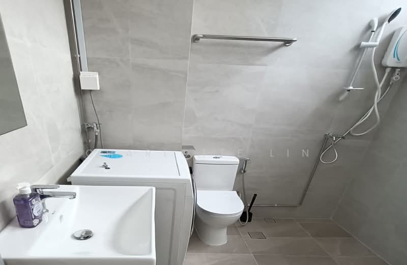 46 jambol place, , Room Rental, 250 sqft, Terraced House For Rent, by Charlotte Lin, 500156564 - Bathroom - PropertyGuru.com.sg