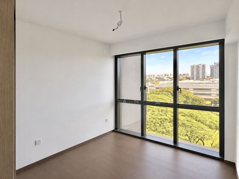 Tembusu Grand, 96 Jalan Tembusu, 2 Bedrooms, 667 sqft, Condominium For Sale, by John Tan 奕欣, 500156568 - Bedroom - PropertyGuru.com.sg