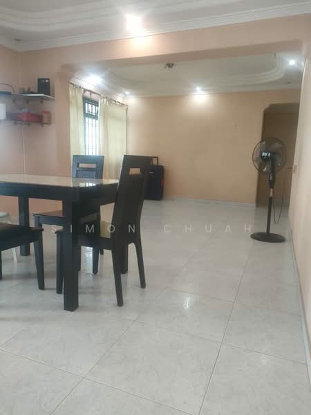 141 Rivervale Street, 141 Rivervale Street, 3 Bedrooms, 1,076 sqft, HDB Flat For Sale, by Simon Chuah, 500156569 - Living Room - PropertyGuru.com.sg