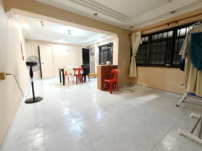 141 Rivervale Street, 141 Rivervale Street, 3 Bedrooms, 1,076 sqft, HDB Flat For Sale, by Simon Chuah, 500156569 - Dining Room - PropertyGuru.com.sg
