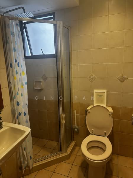 The Mayfair, 3 Jurong East Street 32, Room Rental, 150 sqft, Condominium For Rent, by Gino Pan, 500156571 - Bathroom - PropertyGuru.com.sg