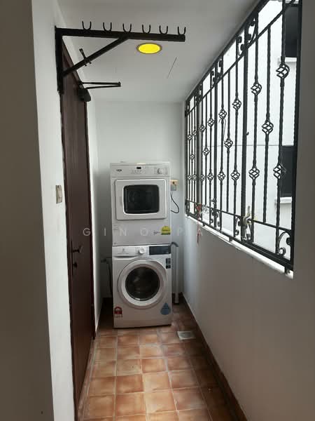 The Mayfair, 3 Jurong East Street 32, Room Rental, 150 sqft, Condominium For Rent, by Gino Pan, 500156571 - Balcony - PropertyGuru.com.sg