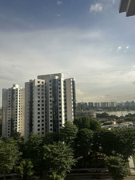 The Mayfair, 3 Jurong East Street 32, Room Rental, 150 sqft, Condominium For Rent, by Gino Pan, 500156571 - Exterior - PropertyGuru.com.sg