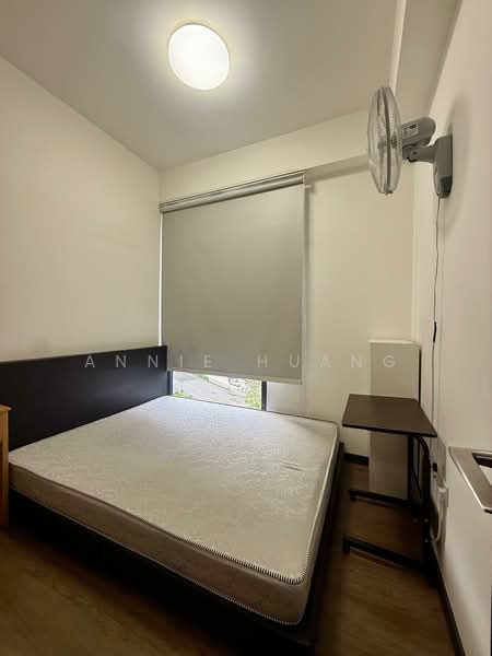 Gem Residences, , 2 Bedrooms, 678 sqft, Condominium For Sale, by Annie Huang, 500156578 - Bedroom - PropertyGuru.com.sg