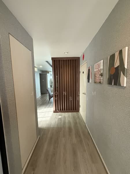 642B Punggol Drive, 642B Punggol Drive, 3 Bedrooms, 1,184 sqft, HDB Flat For Rent, by Jason Lim Kah Sen, 500156581 - Corridor - PropertyGuru.com.sg