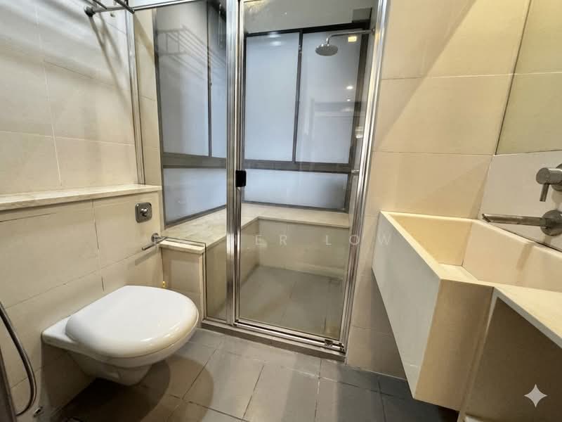 Spring @ Katong, 18 Ceylon Road, 3 Bedrooms, 990 sqft, Apartment For Sale, by Esther Low, 500156591 - Bathroom - PropertyGuru.com.sg