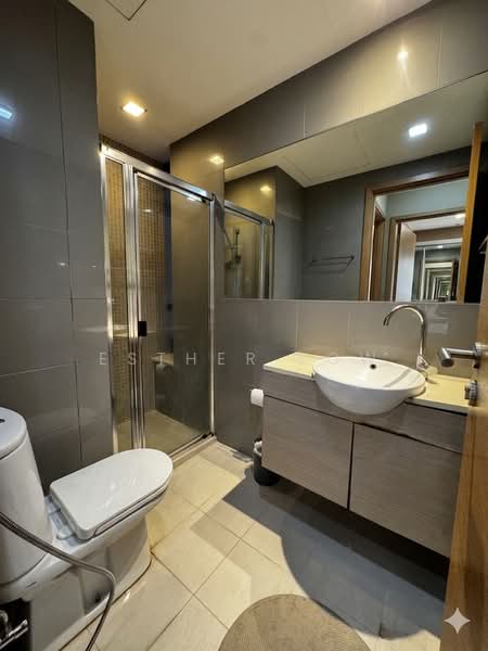 Spring @ Katong, 18 Ceylon Road, 3 Bedrooms, 990 sqft, Apartment For Sale, by Esther Low, 500156591 - Bathroom - PropertyGuru.com.sg