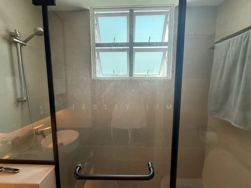 Kasturina Lodge, 20 Kay Poh Road, 2 Bedrooms, 796 sqft, Apartment For Sale, by Jesley Lim, 500156597 - Bathroom - PropertyGuru.com.sg