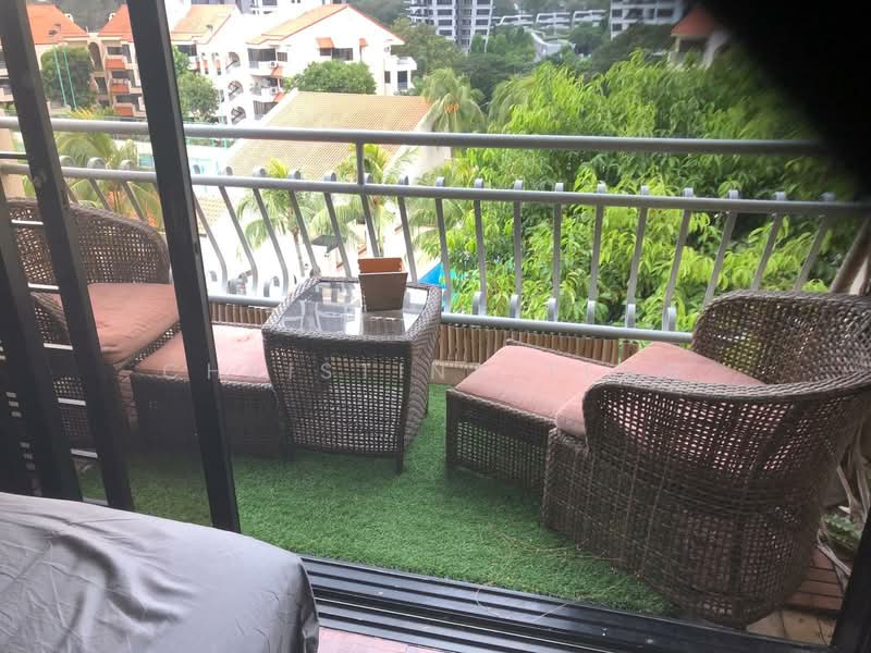 Spanish Village, 56 Farrer Road, 3 Bedrooms, 1,647 sqft, Condominium For Rent, by Christina Teng, 500156599 - Balcony - PropertyGuru.com.sg