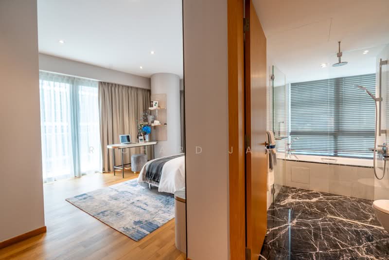 One Shenton, 1 Shenton Way, 4 Bedrooms, 5,651 sqft, Condominium For Sale, by Richard Jany, 500156600 - Bedroom - PropertyGuru.com.sg