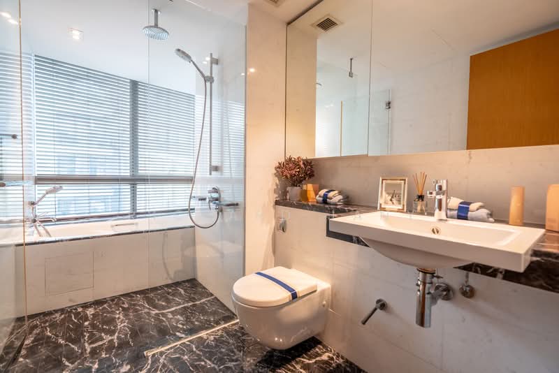 One Shenton, 1 Shenton Way, 4 Bedrooms, 5,651 sqft, Condominium For Sale, by Richard Jany, 500156600 - Bathroom - PropertyGuru.com.sg