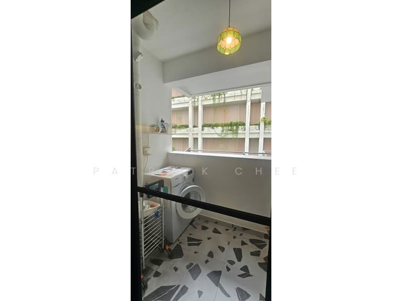 665A Punggol Drive, 665A Punggol Drive, 3 Bedrooms, 990 sqft, HDB Flat For Sale, by Patrick Chee, 500156603 - Balcony - PropertyGuru.com.sg