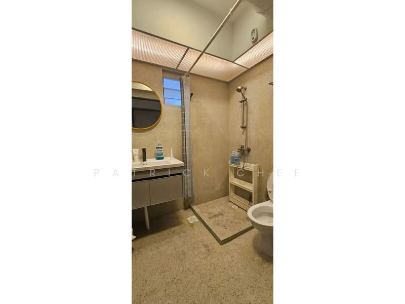 665A Punggol Drive, 665A Punggol Drive, 3 Bedrooms, 990 sqft, HDB Flat For Sale, by Patrick Chee, 500156603 - Bathroom - PropertyGuru.com.sg