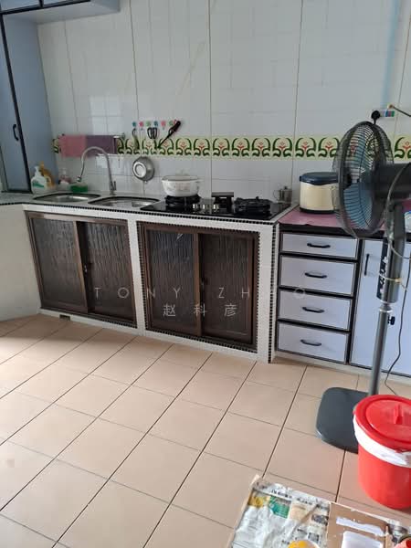 712 Jurong West Street 71, 712 Jurong West Street 71, Room Rental, 250 sqft, HDB Flat For Rent, by Tony Zhao 赵科彦, 500156606 - Kitchen - PropertyGuru.com.sg
