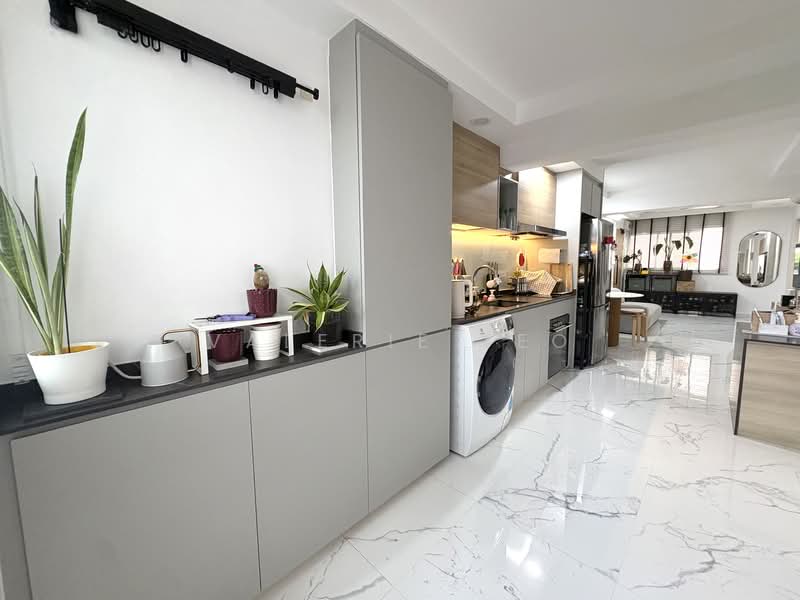 9 Holland Avenue, 9 Holland Avenue, 3 Bedrooms, 699 sqft, HDB Flat For Sale, by Valerie Teo, 500156615 - Kitchen - PropertyGuru.com.sg
