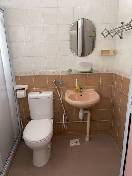 412 Sembawang Drive, 412 Sembawang Drive, Room Rental, 250 sqft, HDB Flat For Rent, by Ritchie Li, 500156616 - Bathroom - PropertyGuru.com.sg