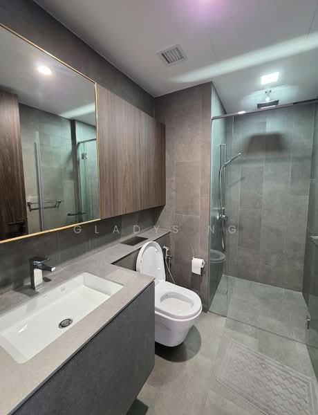 Midtown Modern, 18 Tan Quee Lan Street, 2 Bedrooms, 635 sqft, Condominium For Rent, by Gladys Ng, 500156617 - Bathroom - PropertyGuru.com.sg