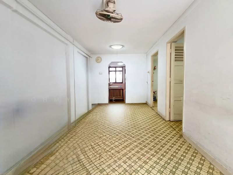 4 Haig Road, 4 Haig Road, 2 Bedrooms, 699 sqft, HDB Flat For Sale, by AARON LIM, 500156618 - Corridor - PropertyGuru.com.sg