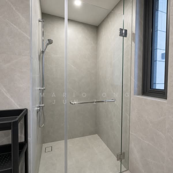 One-North Eden, 8 Slim Barracks Rise, Room Rental, 100 sqft, Condominium For Rent, by Mario Ong Jun Zhi, 500156640 - Bathroom - PropertyGuru.com.sg
