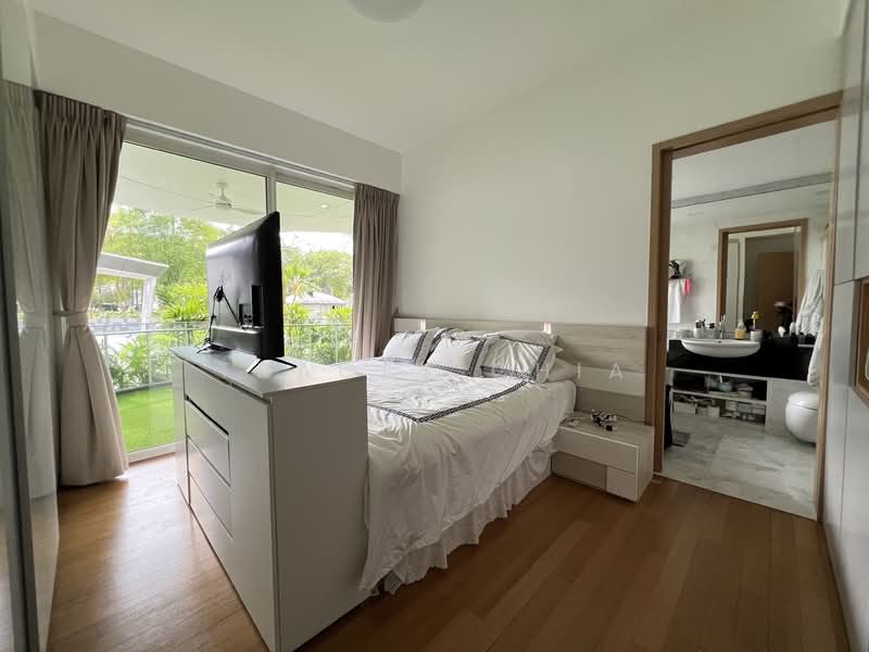Turquoise, 51 Cove Drive, 3 Bedrooms, 2,573 sqft, Condominium For Rent, by Tracey Chia, 500156643 - Bedroom - PropertyGuru.com.sg