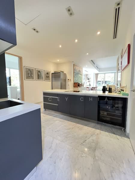 Turquoise, 51 Cove Drive, 3 Bedrooms, 2,573 sqft, Condominium For Rent, by Tracey Chia, 500156643 - Kitchen - PropertyGuru.com.sg