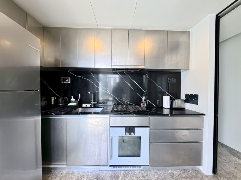 The Iveria, 2 Kim Yam Road, 3 Bedrooms, 915 sqft, Condominium For Sale, by Li Rong Teh, 500156649 - PropertyGuru.com.sg