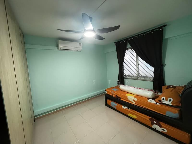 8 Telok Blangah Crescent, 8 Telok Blangah Crescent, Room Rental, 100 sqft, HDB Flat For Rent, by James Tan, 500156650 - Bedroom - PropertyGuru.com.sg