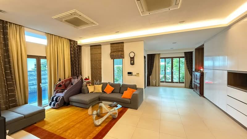 Freehold Seletar Rebuilt Semi D, , 7 Bedrooms, 5,033 sqft, Semi-Detached House For Sale, by Desmond Yeo, 500156652 - Living Room - PropertyGuru.com.sg