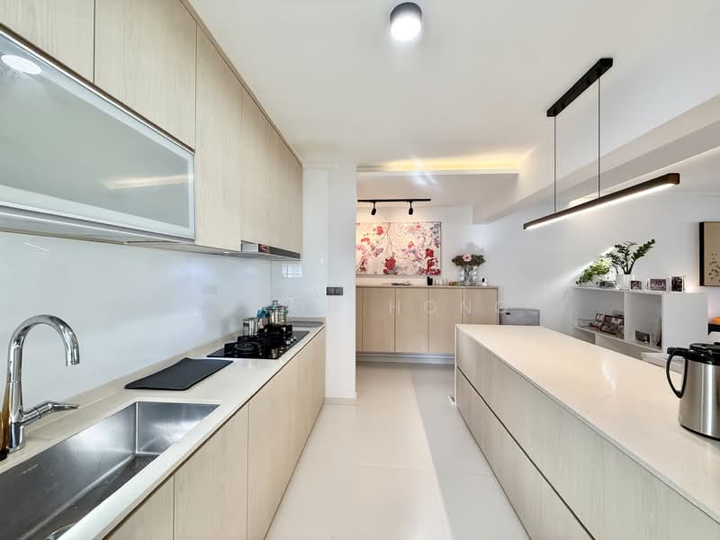 151 Tampines Street 12, 151 Tampines Street 12, 3 Bedrooms, 1,528 sqft, HDB Flat For Sale, by Aaron Hong, 500156656 - Kitchen - PropertyGuru.com.sg