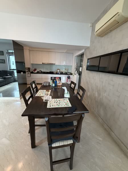 Parc Palais, 57 Hume Avenue, 3 Bedrooms, 1,238 sqft, Condominium For Sale, by Veronica Peh, 500156662 - Dining Room - PropertyGuru.com.sg
