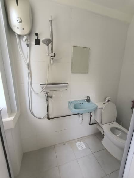 Sims 450 Centre, 450 Sims Avenue, Studio, 350 sqft, Walk-up Apartment For Rent, by Chee Yun Xuan, 500156669 - PropertyGuru.com.sg