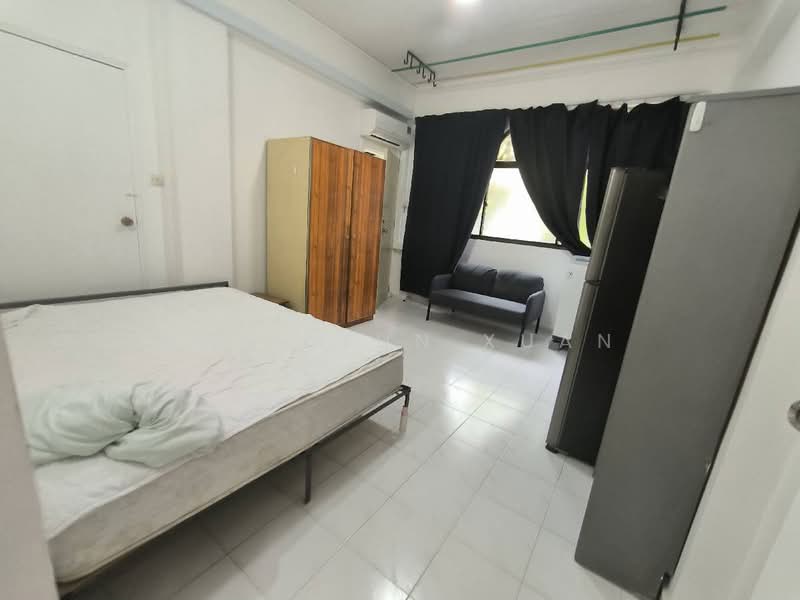 Sims 450 Centre, 450 Sims Avenue, Studio, 350 sqft, Walk-up Apartment For Rent, by Chee Yun Xuan, 500156669 - PropertyGuru.com.sg