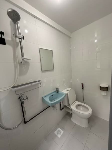 Sims 450 Centre, 450 Sims Avenue, 1 Bedroom, , Walk-up Apartment For Rent, by Chee Yun Xuan, 500156672 - PropertyGuru.com.sg