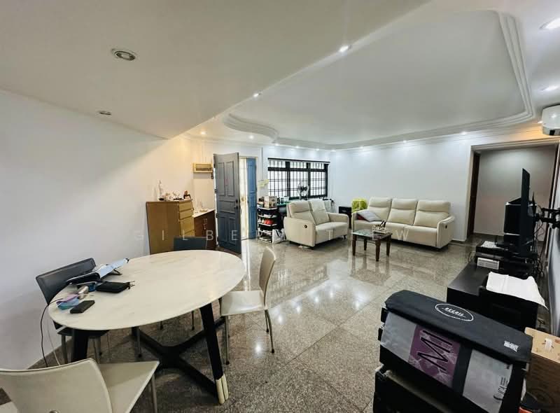 726 Tampines Street 71, 726 Tampines Street 71, 3 Bedrooms, 1,108 sqft, HDB Flat For Sale, by Gilbert Tiew, 500156682 - Living Room - PropertyGuru.com.sg