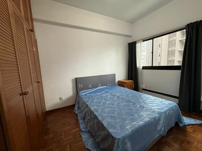 The Regalia, 2 River Valley Close, 3 Bedrooms, 1,238 sqft, Condominium For Rent, by Raynard Lim, 500156696 - Bedroom - PropertyGuru.com.sg