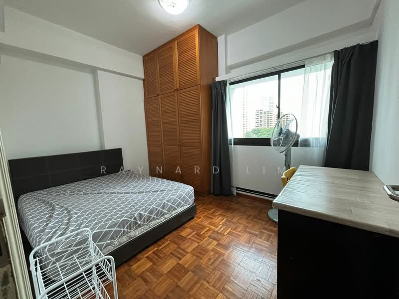 The Regalia, 2 River Valley Close, 3 Bedrooms, 1,238 sqft, Condominium For Rent, by Raynard Lim, 500156696 - Bedroom - PropertyGuru.com.sg