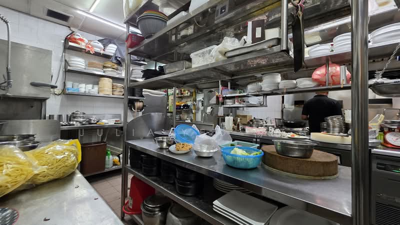 Automobile Megamart, 61 Ubi Avenue 2, 2,766 sqft, Food & Beverage For Rent, by Julia Yeo 杨舒慧, 500156698 - Kitchen - CommercialGuru.com.sg