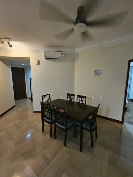 East Meadows, 30 Tanah Merah Kechil Road, Room Rental, 100 sqft, Condominium For Rent, by Jacky Quek, 500156702 - Dining Room - PropertyGuru.com.sg