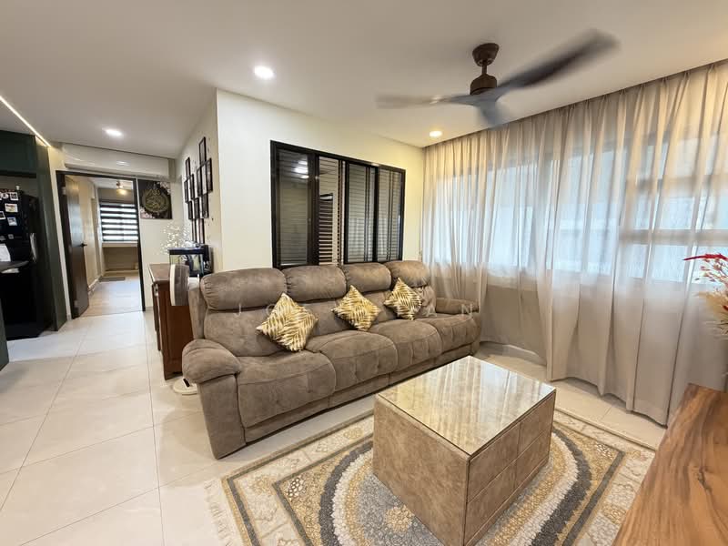 450 Bukit Panjang Ring Road, 450 Bukit Panjang Ring Road, 3 Bedrooms, 1,292 sqft, HDB Flat For Sale, by Joey Tan, 500156711 - Living Room - PropertyGuru.com.sg